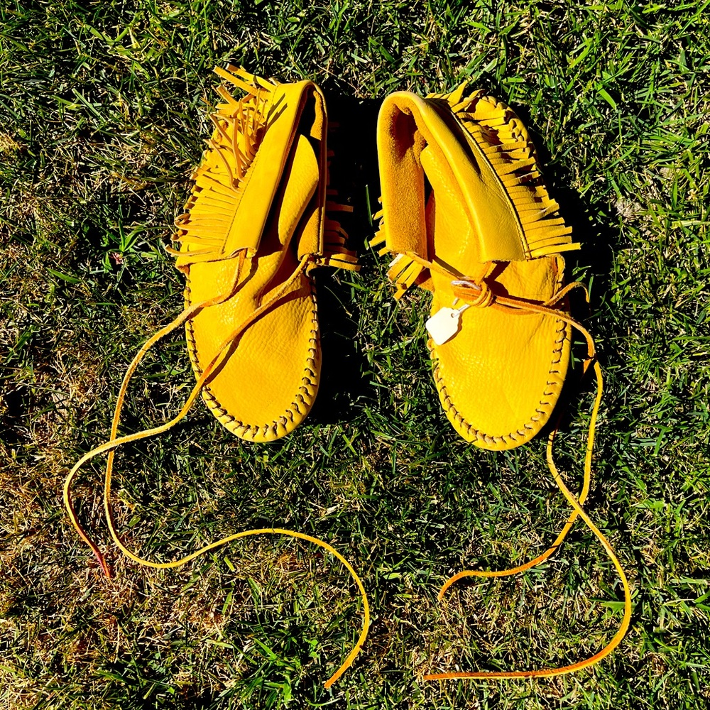 Fringed Yellow Moccasins US6